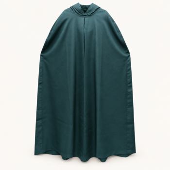 Capa negra de alpacuna con capucha